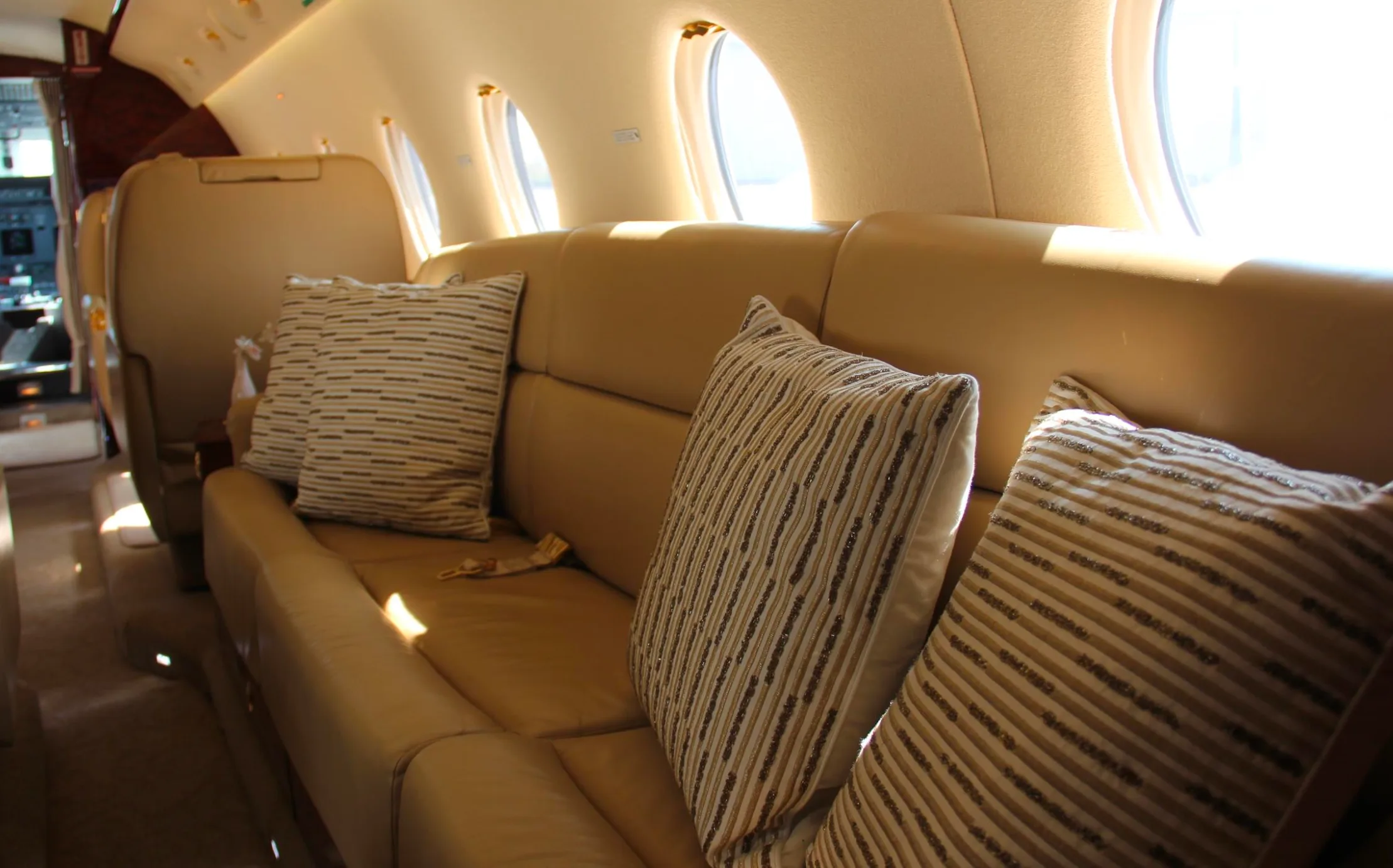Cabin interior of a Gulfstream G200.