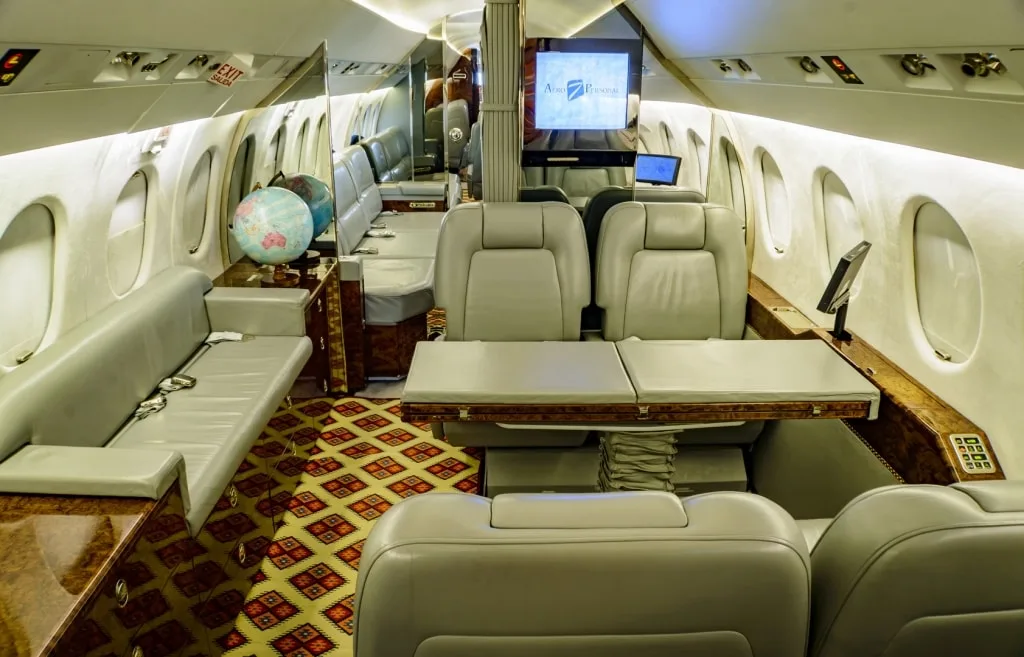 Cabin interior of a Dasault Falcon 900B.
