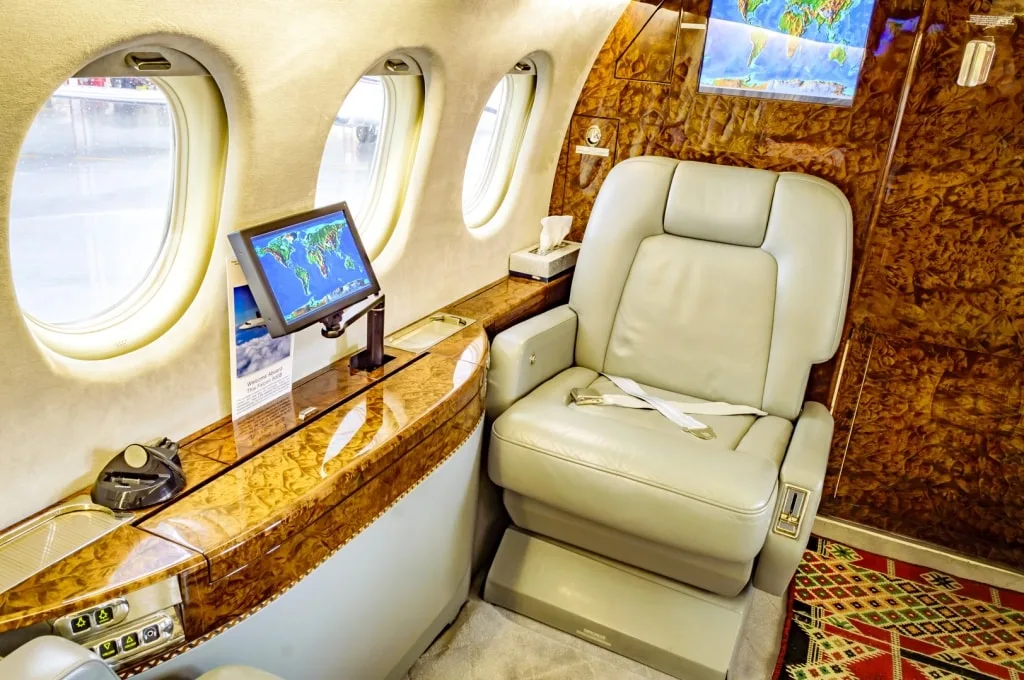 Cabin interior of a Dasault Falcon 900B.