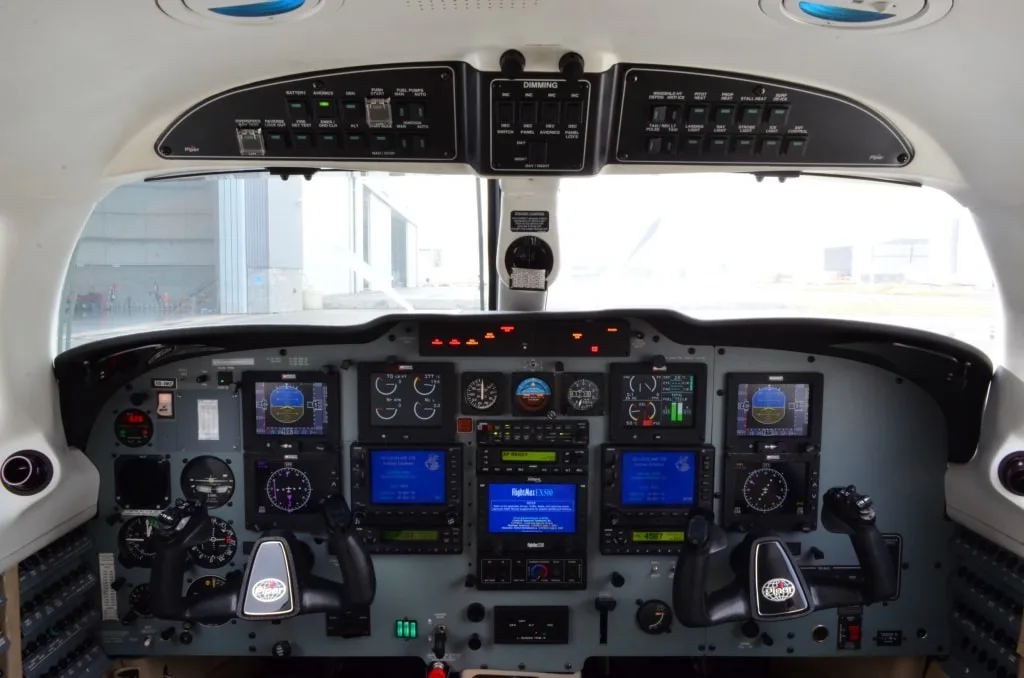Cockpit and instrument panel of a Piper Meridian.