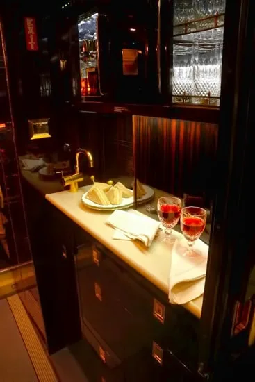 Cabin interior of a Dassault Falcon 900B.