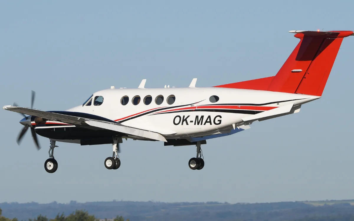 Exterior view of a 1977 Beechcraft King Air 200.