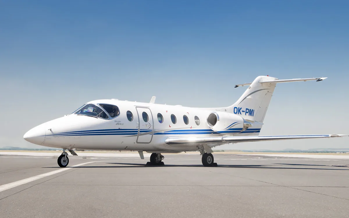 Exterior view of a 1997 Beechcraft Beechjet 400A.