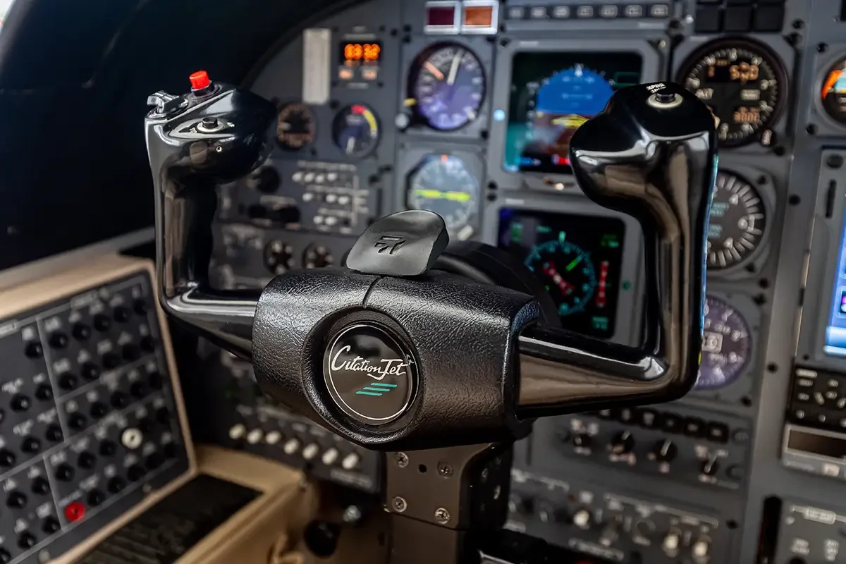 Cockpit and instrument panel of a 1999 Cessna Citation Jet.