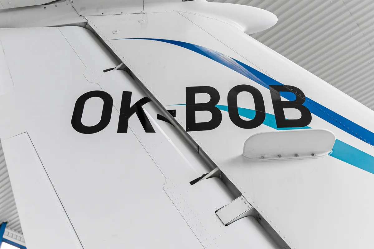 Marketing image of a 2001 Beechcraft King Air 350.