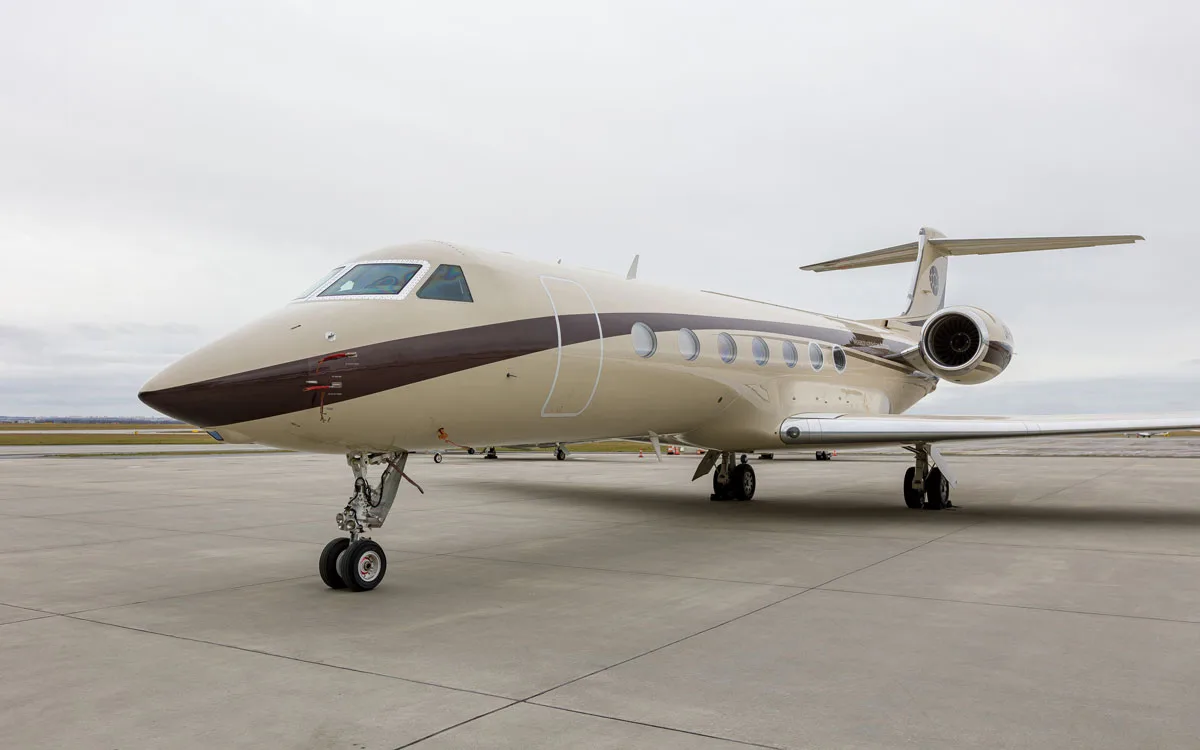 Exterior view of a 2008 Gulfstream G550.