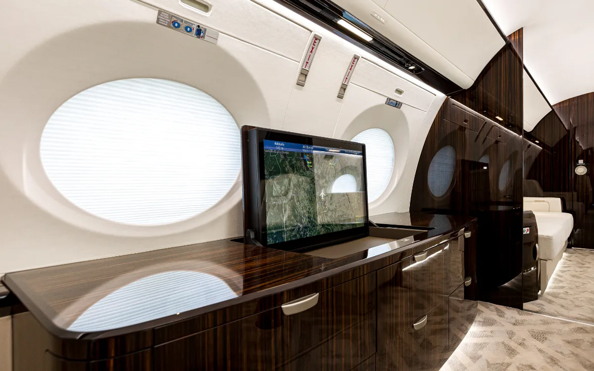 Cabin interior of a 2020 Gulfstream G500.