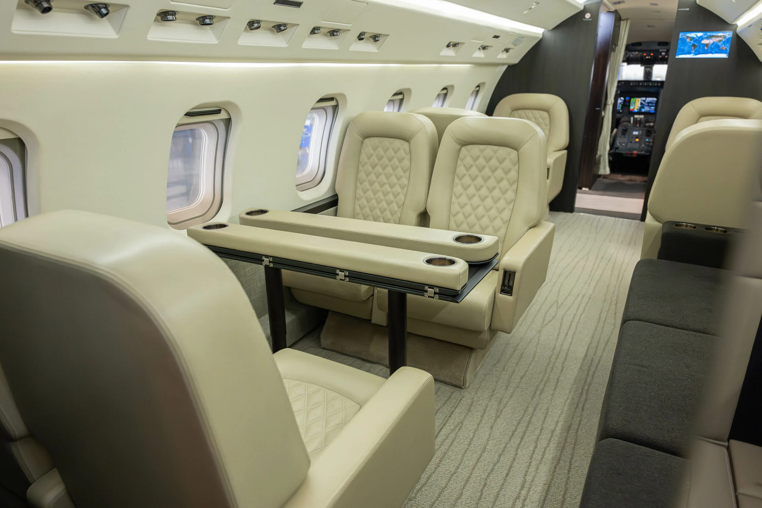 Cabin interior of a Bombardier Challenger 604.