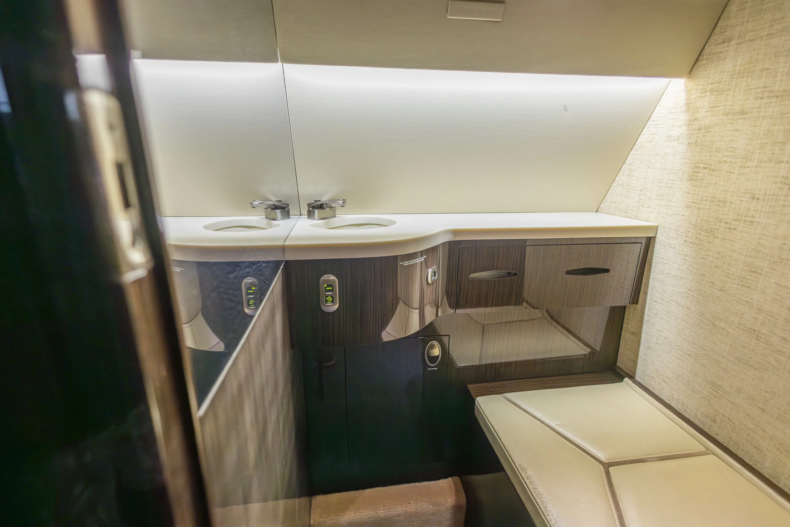Cabin interior of a Gulfstream GIV.