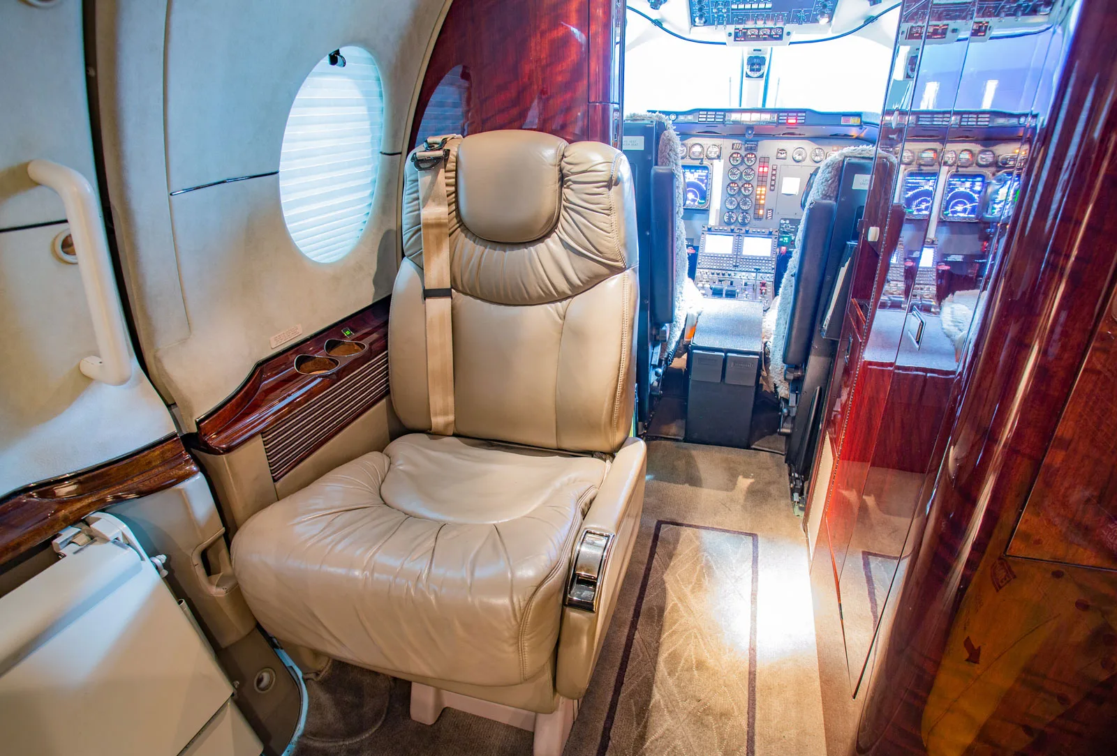 Hawker 400XP