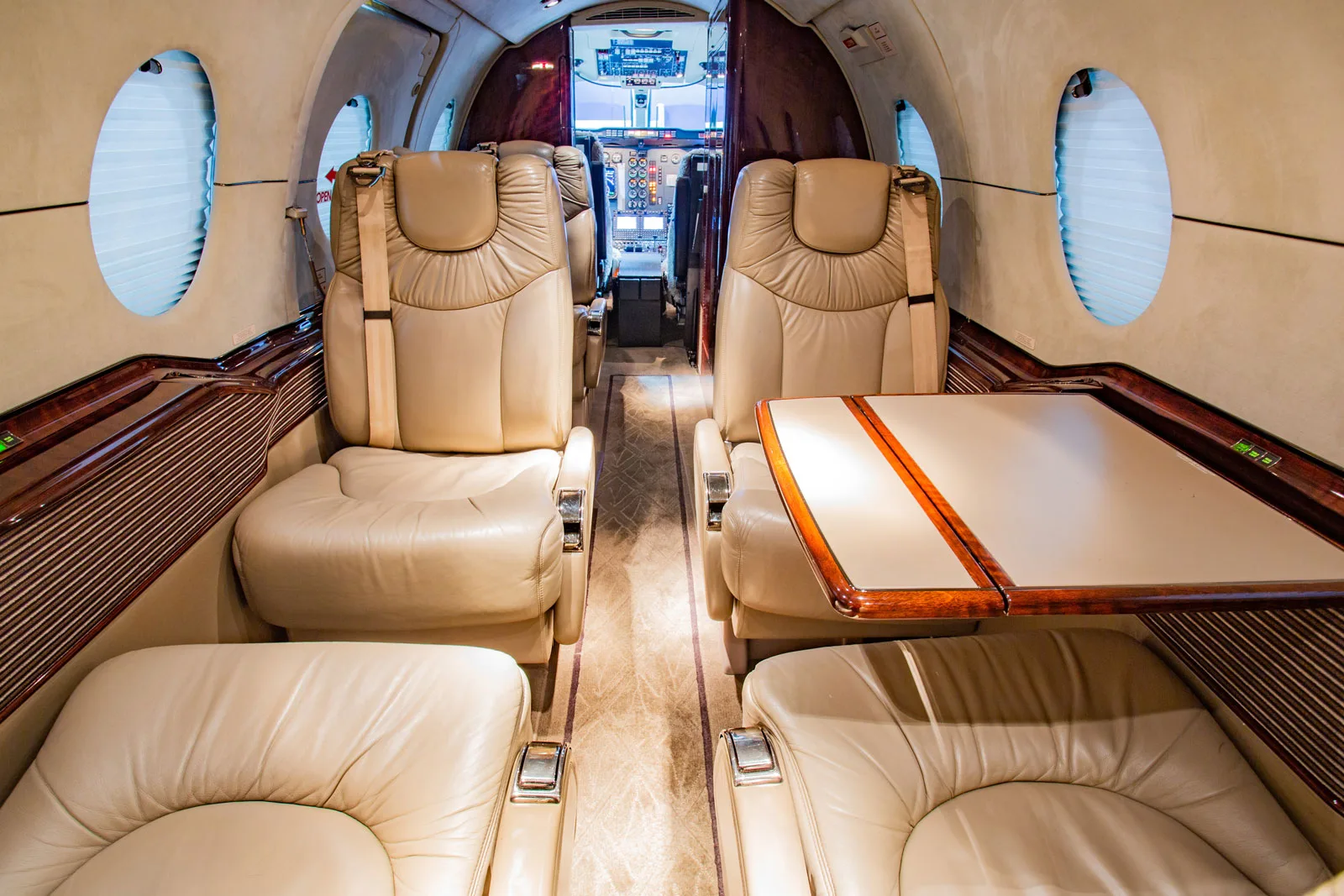 Cabin interior of a Hawker 400XP.