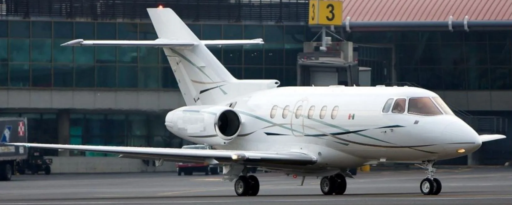 Hawker 800XP