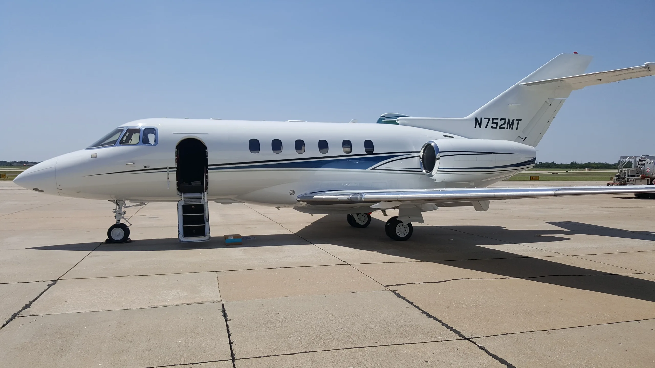 Hawker 850XP