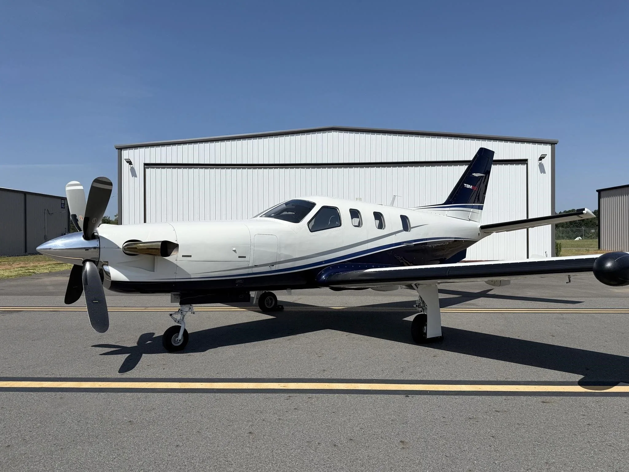falcon 2000