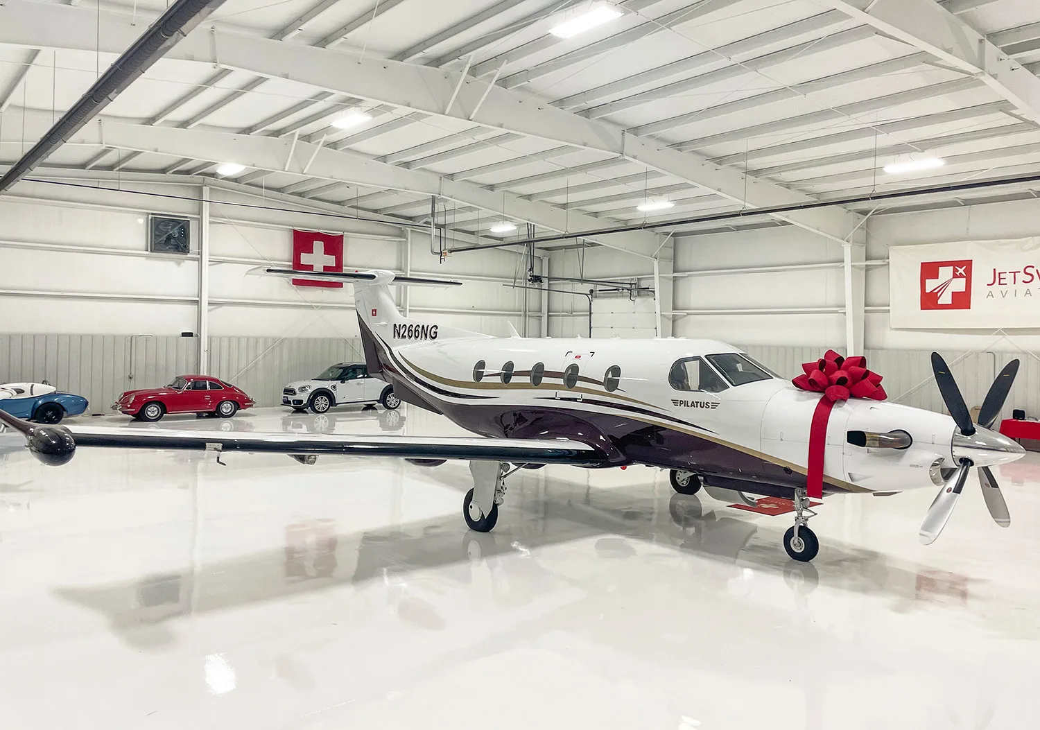 Exterior view of a 2011 Pilatus PC-12NG – SN1266.