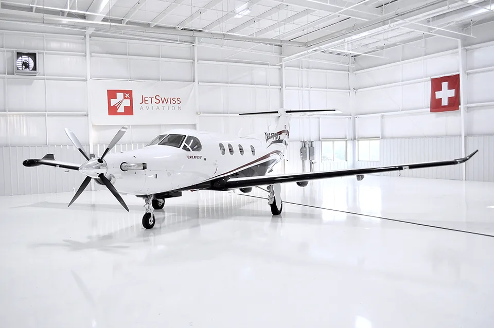Exterior view of a 2013 Pilatus PC-12NG – SN1417.