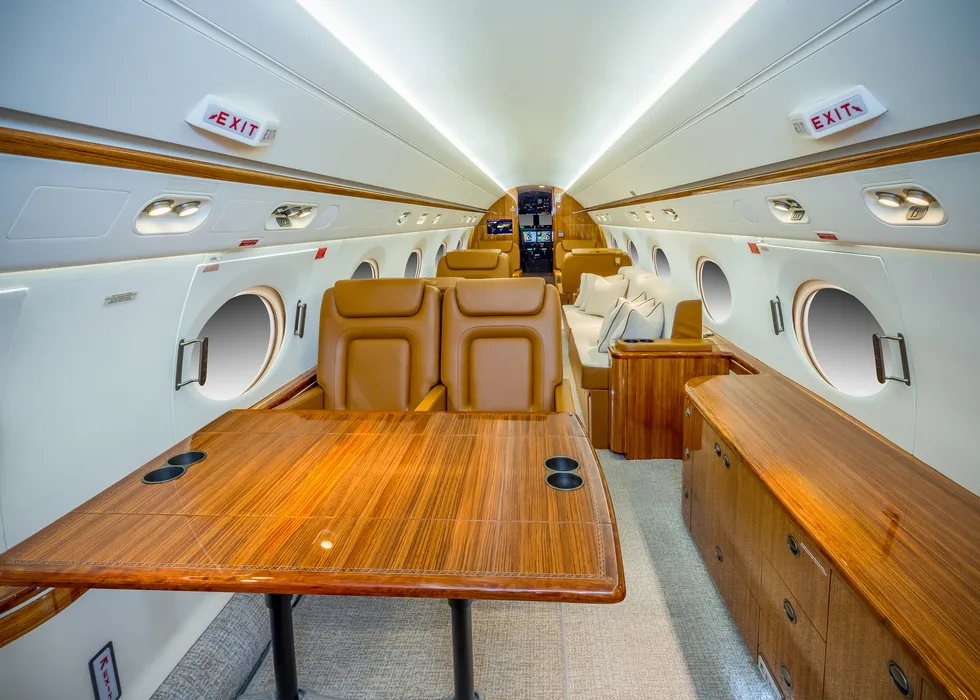 Cabin interior of a Gulfstream G450.