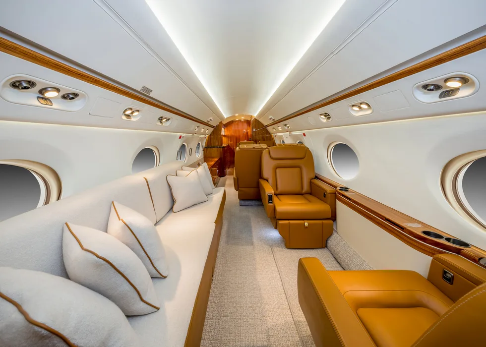 Cabin interior of a Gulfstream G450.