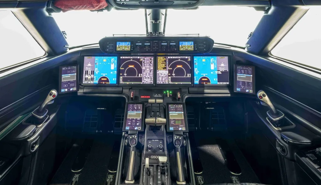 Cockpit and instrument panel of a 2022 Gulfstream Honeywell GTCP.