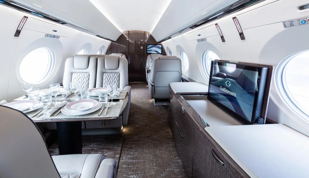 Cabin interior of a Gulfstream Honeywell HGT400.