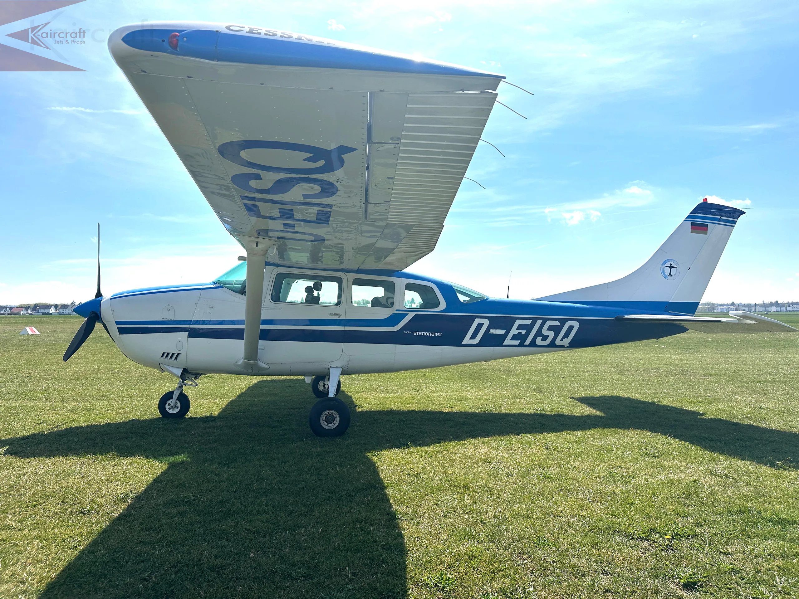 Exterior view of a 1975 Cessna tu 206f turbo stationair ii 430.