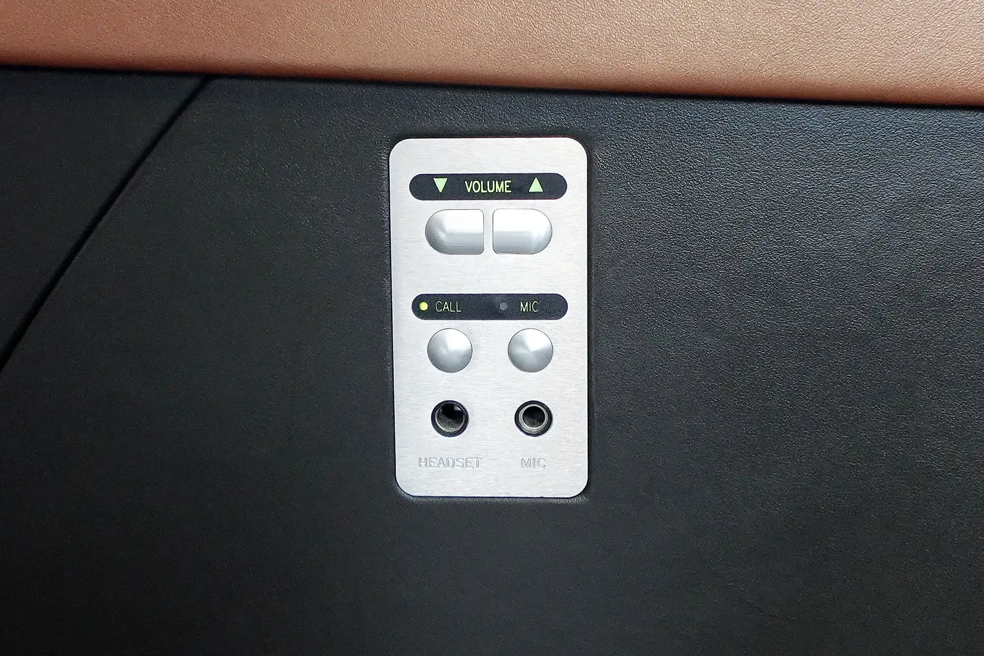 Avionics suite of a 2013 Cessna Citation M2 N686JH - Latitude 33 Aviation.