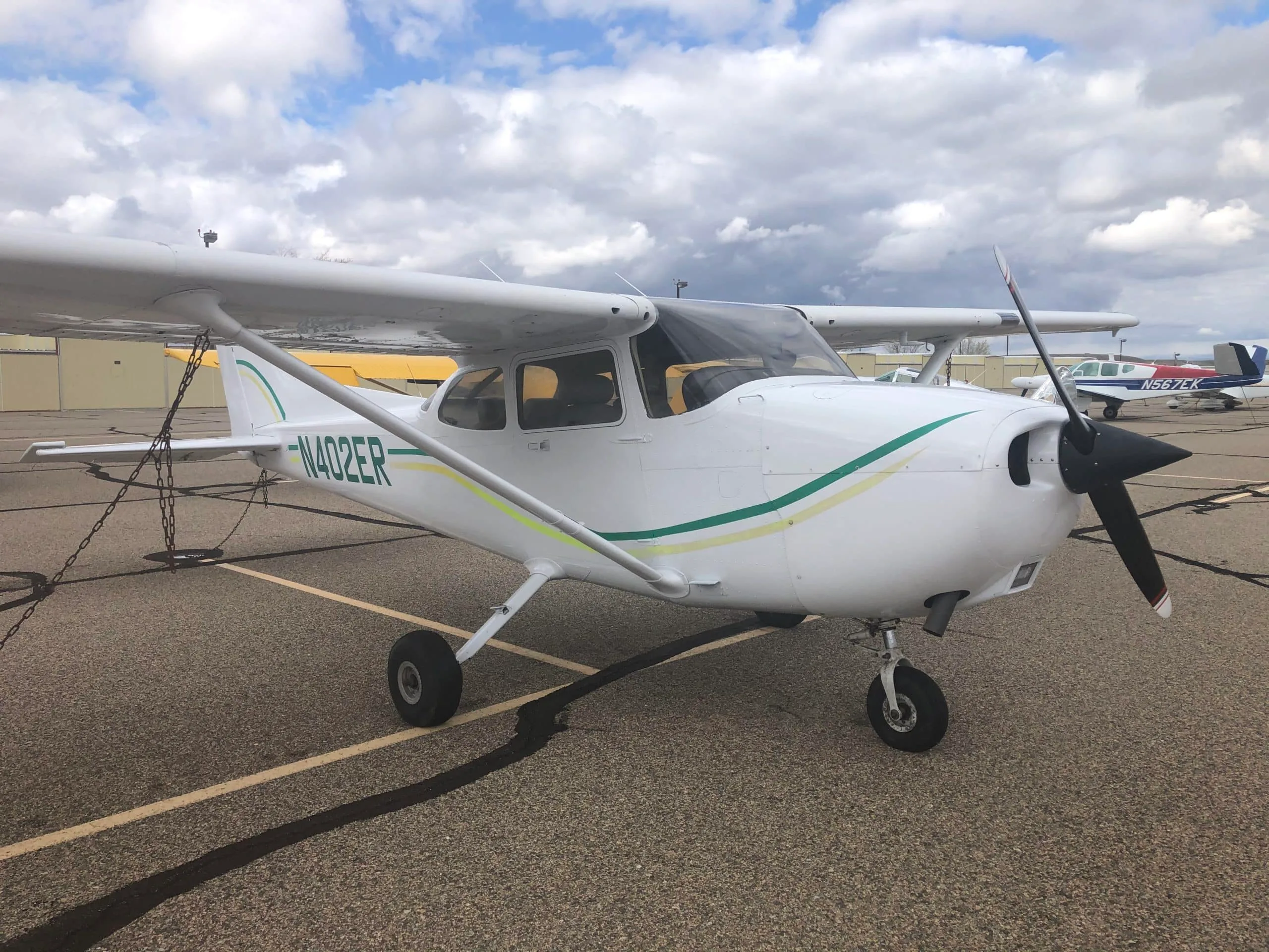 Cessna C-172R Skyhawk N402ER