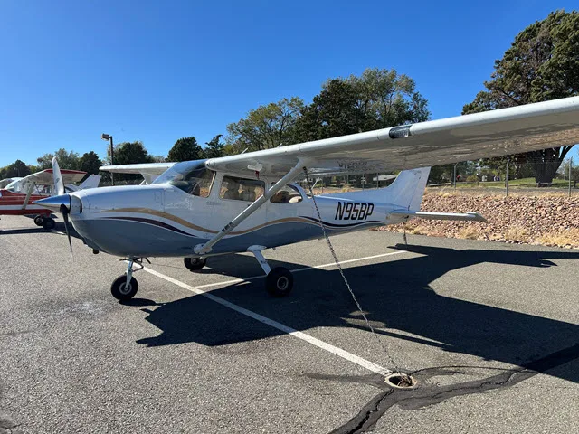 Cessna C-172S Skyhawk N95BP