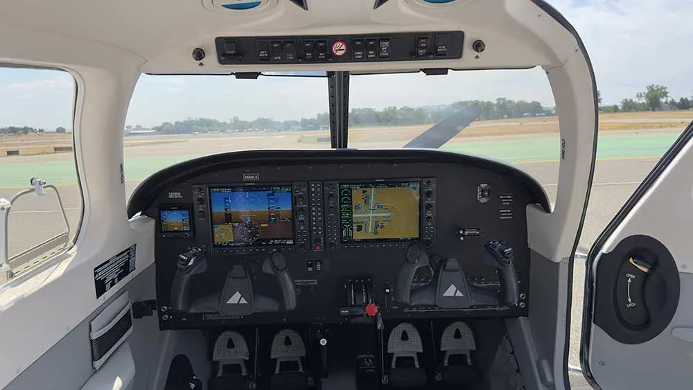 N6282D Cessna 172N Pilot’s Operating Handbook