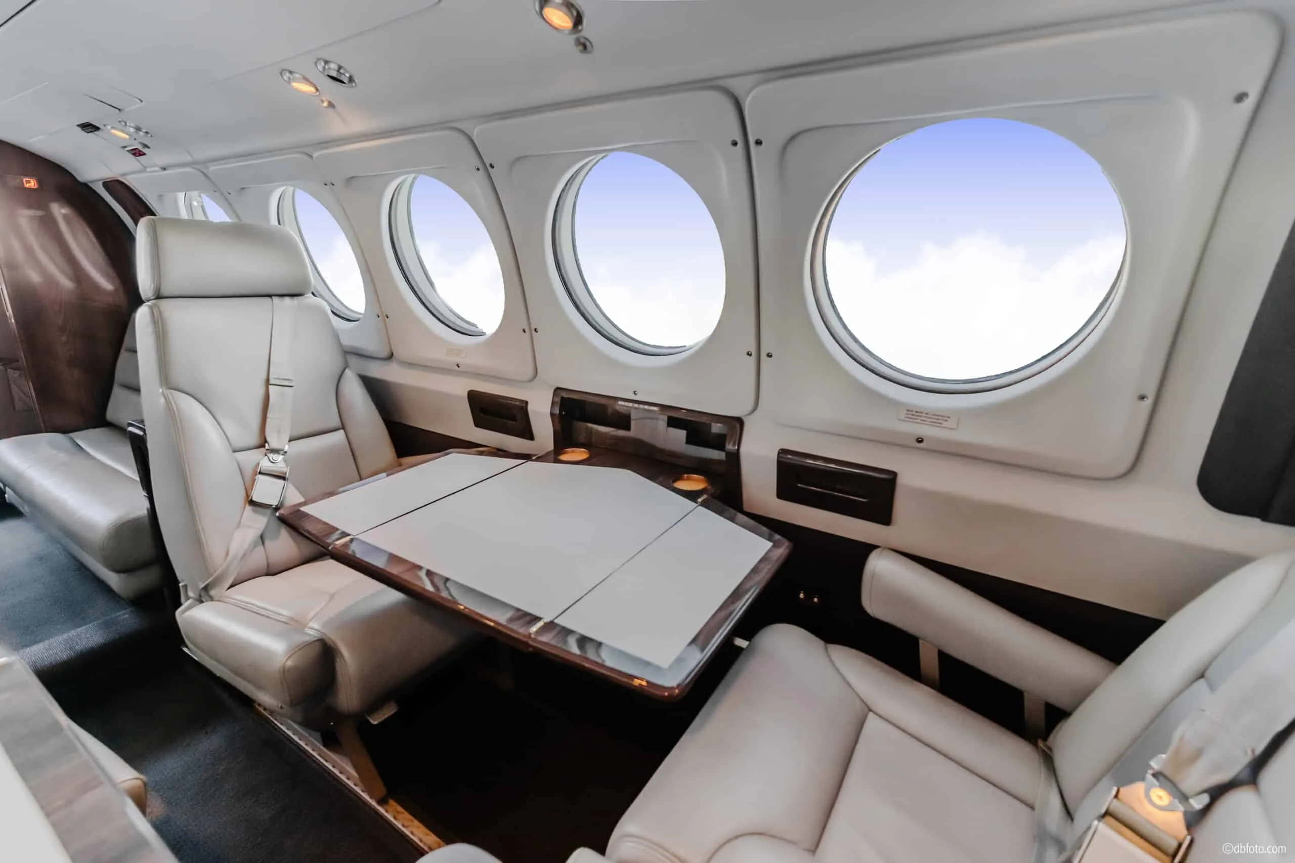 Cabin interior of a 1991 Beechcraft KING AIR B200 SN #BB-1393 | Leviate Air Group.