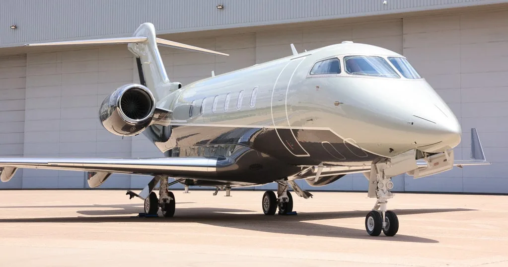 Exterior view of a 2006 Bombardier CHALLENGER 300 | Leviate Air Group.