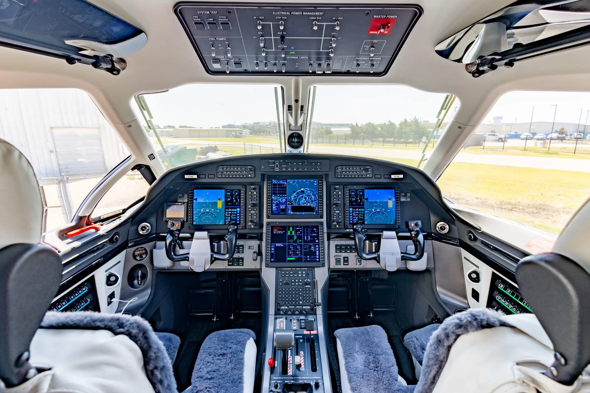 Cockpit and instrument panel of a 2013 Pilatus PC-12NG | Leviate Air Group.