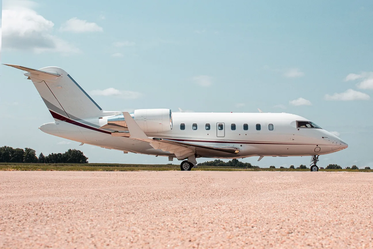 Exterior view of a 2017 Bombardier Challenger 650 — SN: 6099.