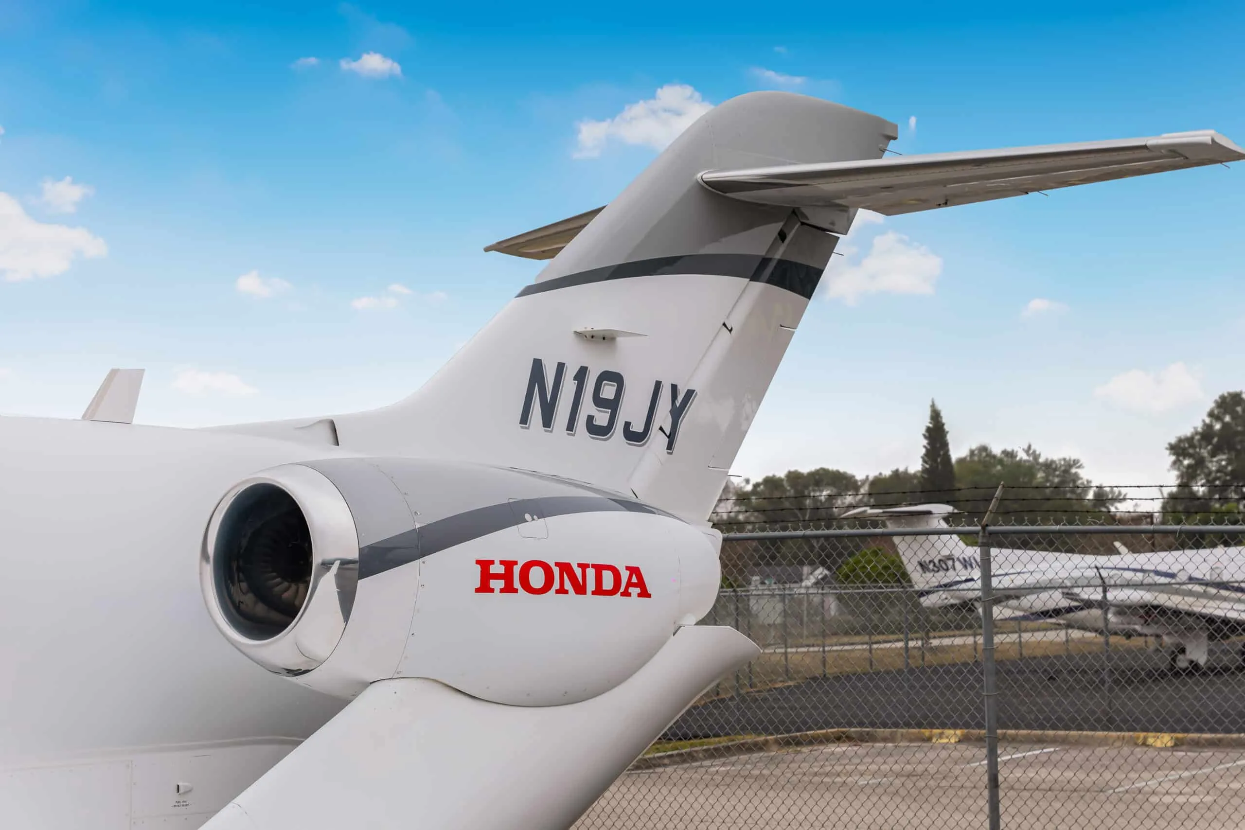 Marketing image of a 2017 HondaJet HA-420 | Leviate Air Group.