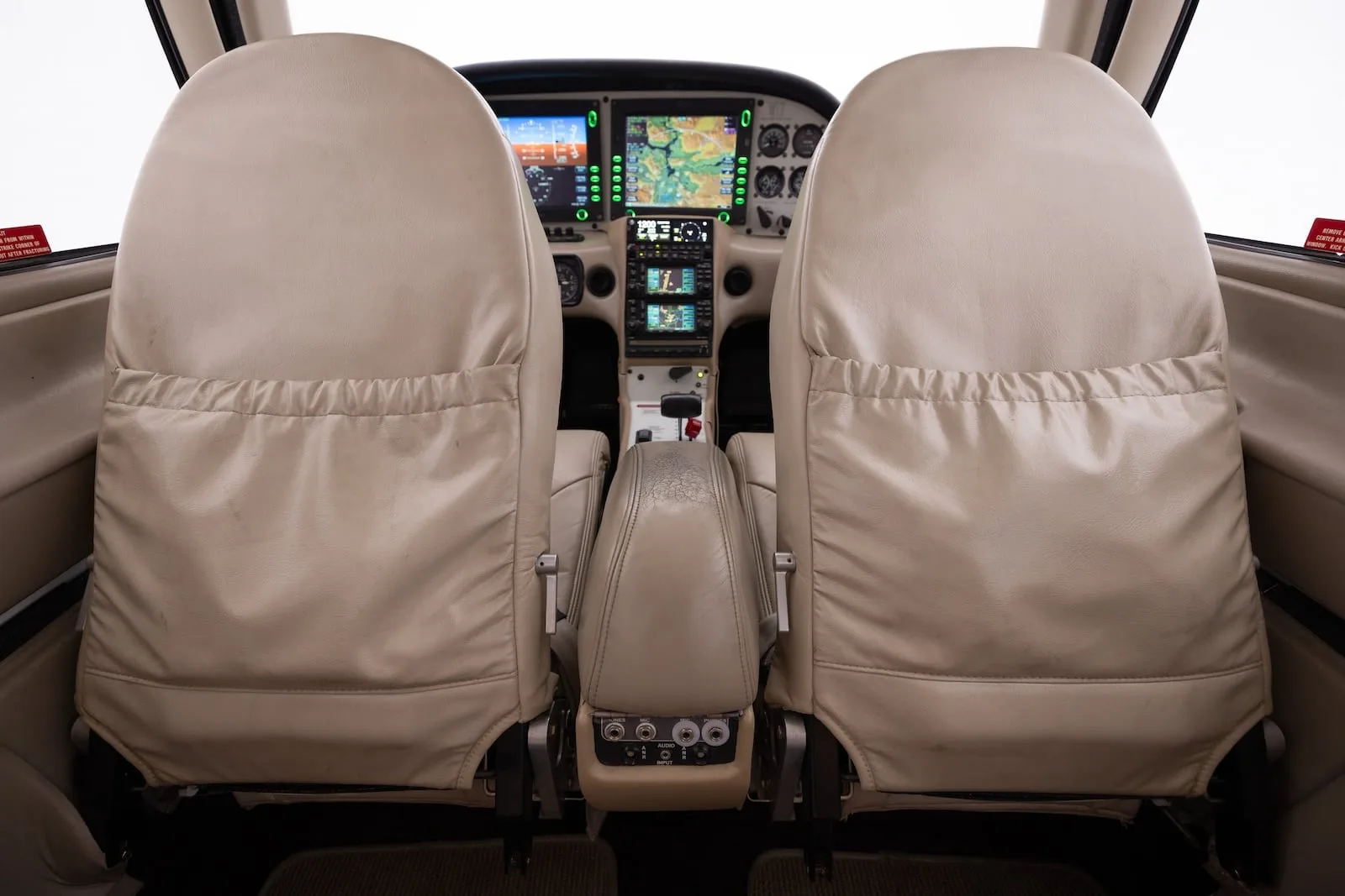 Cabin interior of a 2004 Cirrus SR22 G2.