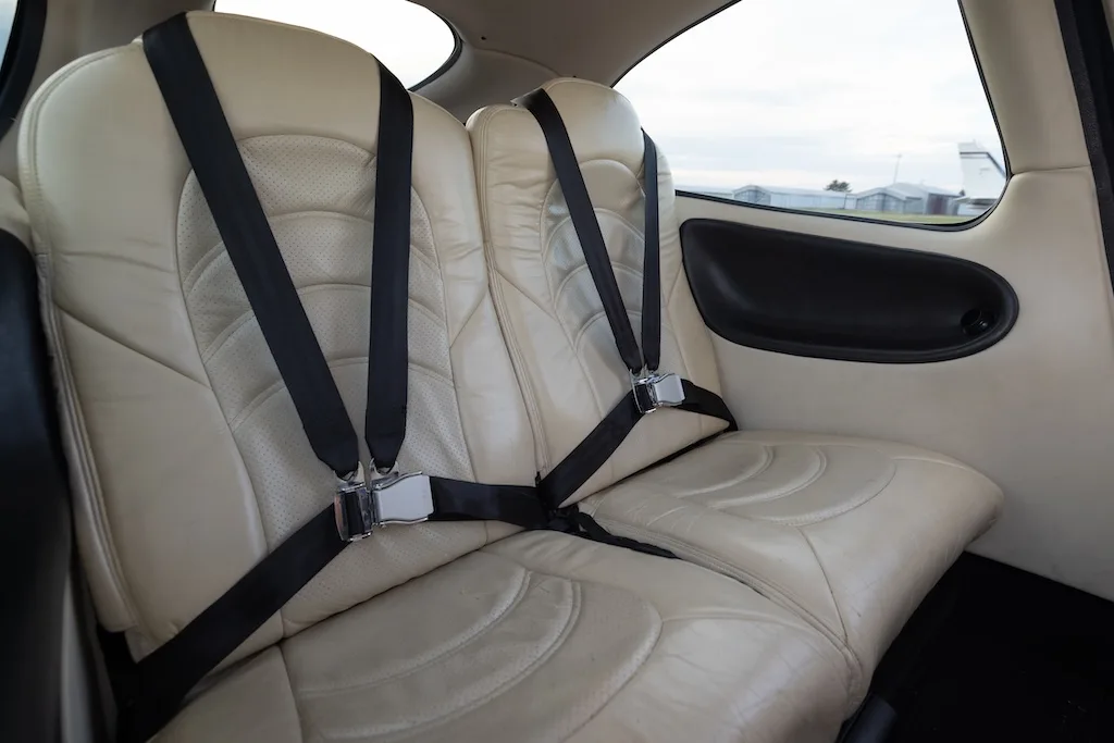Cabin interior of a 2006 Cirrus SR22 GTS.