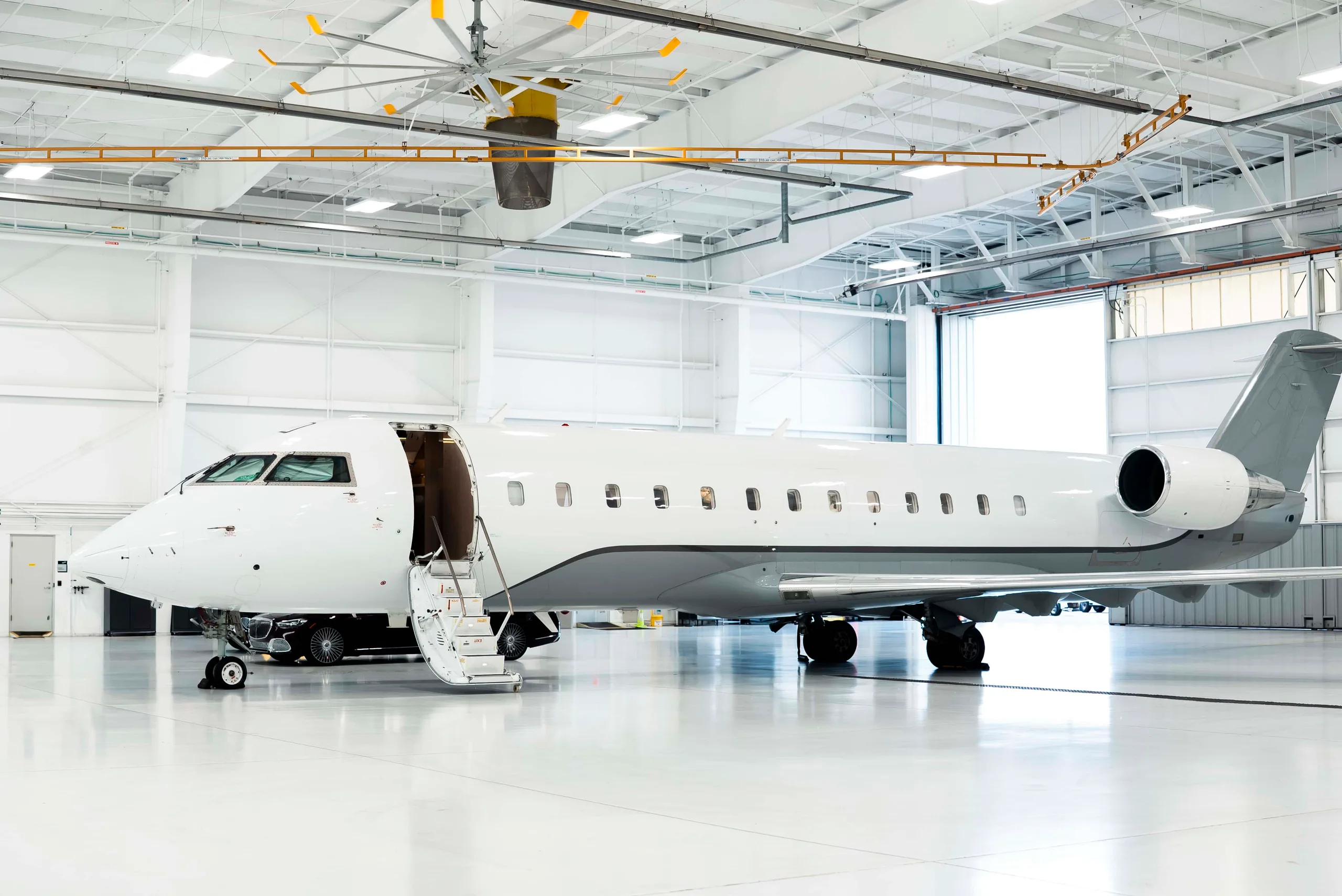 Exterior view of a Gulfstream, G-IVSP.