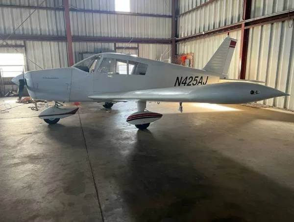 Exterior view of a 1965 Piper PA-28-140.