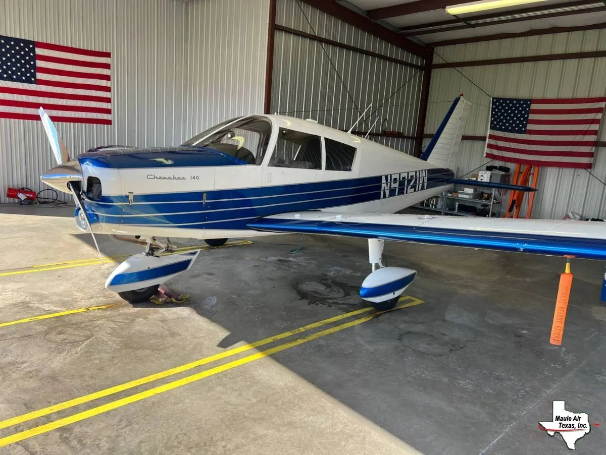 Exterior view of a 1967 Piper Cherokee PA-28-140.