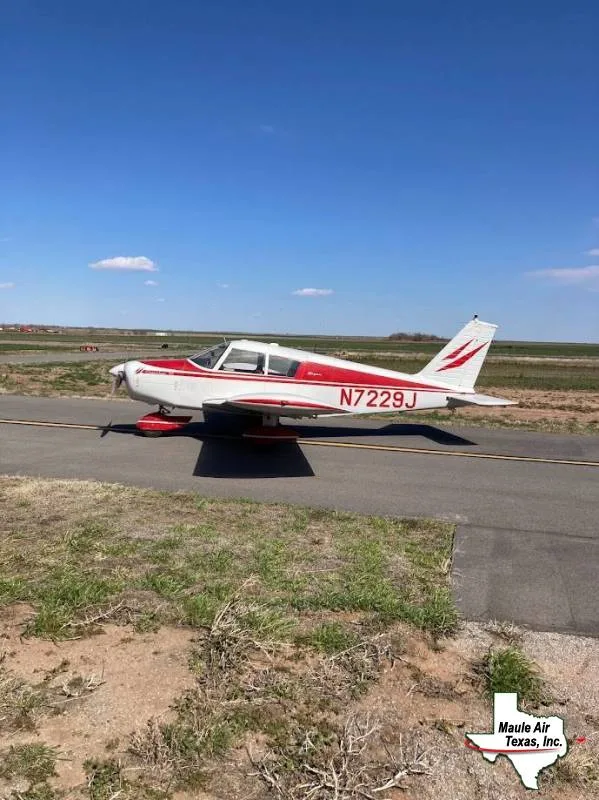 Exterior view of a 1968 Piper Cherokee PA-28-140.