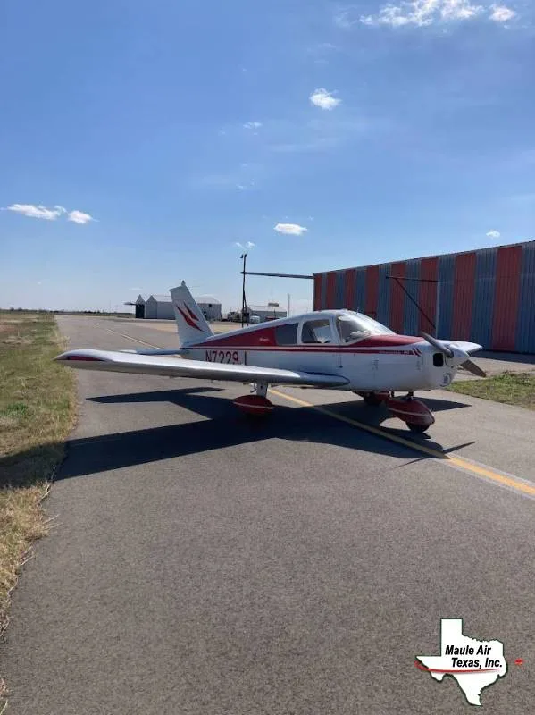 Exterior view of a 1968 Piper Cherokee PA-28-140.