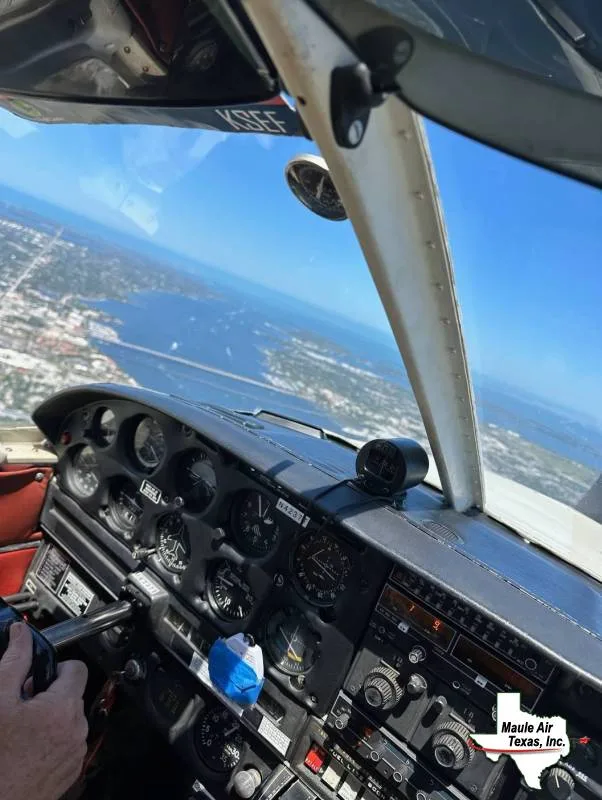 Cockpit and instrument panel of a 1972 Piper Cherokee 140.