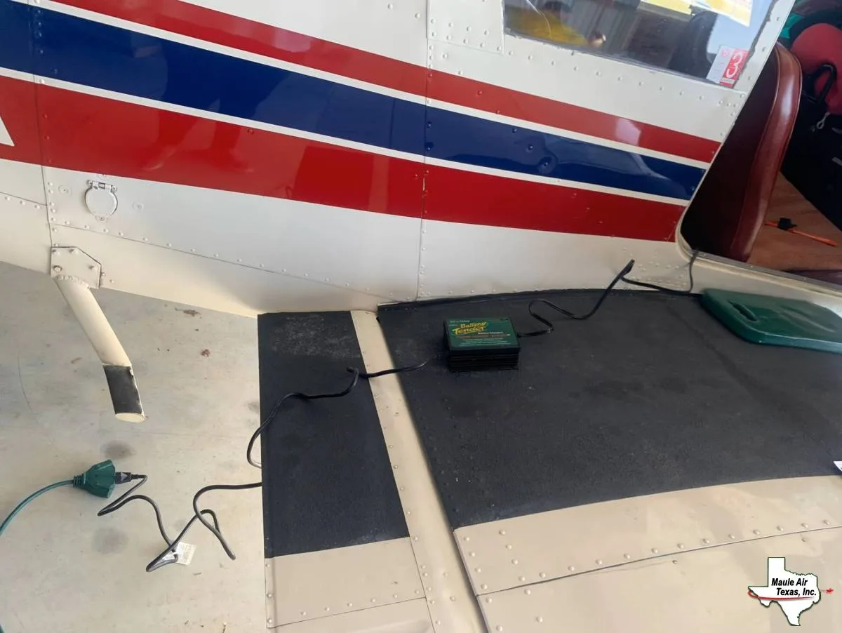 Exterior view of a 1972 Piper Cherokee 140.
