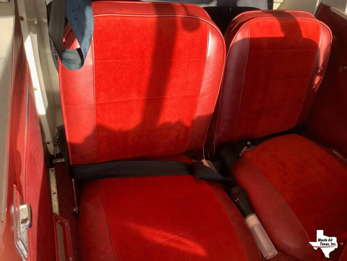 Cabin interior of a 1972 Piper Cherokee 140.