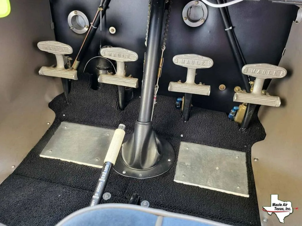 Cockpit and instrument panel of a 1991 Maule MX-7-180A.