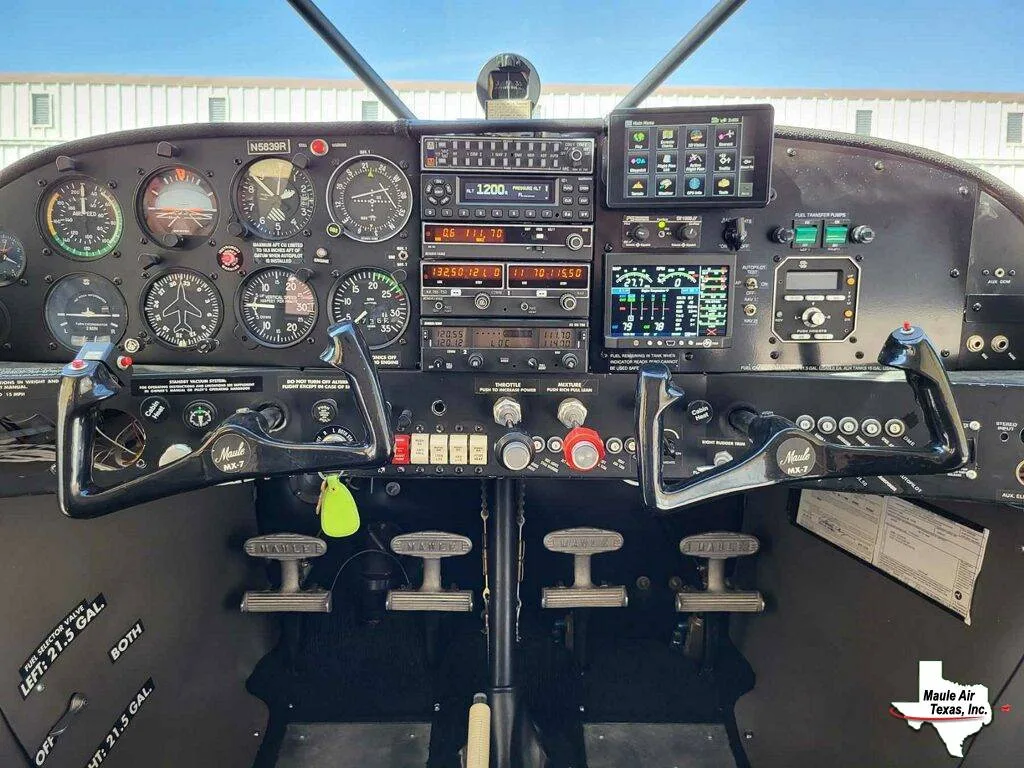 Cockpit and instrument panel of a 1991 Maule MX-7-180A.