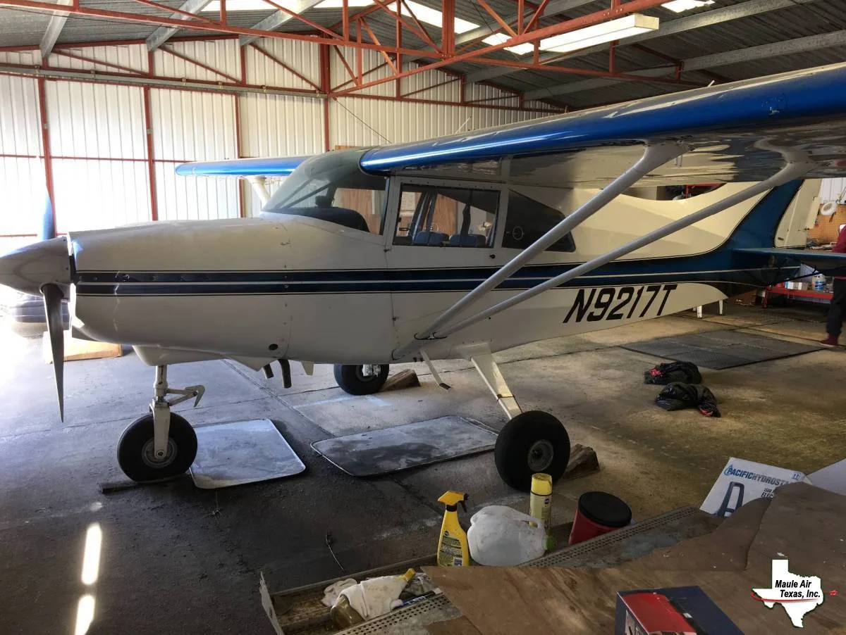 Exterior view of a 1991 Maule MXT-7-180.