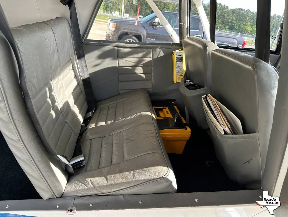 Cabin interior of a 1996 Maule MXT-7-180 Star Rocket.
