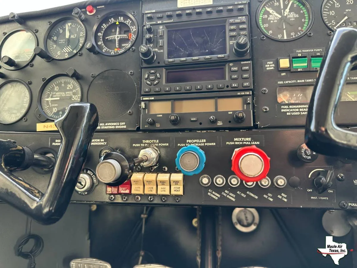 Cockpit and instrument panel of a 1996 Maule MXT-7-180 Star Rocket.