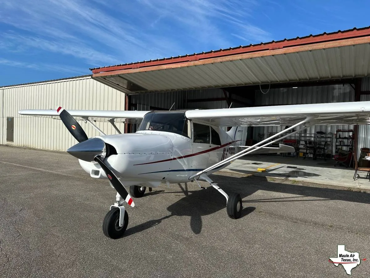 Exterior view of a 1996 Maule MXT-7-180 Star Rocket.